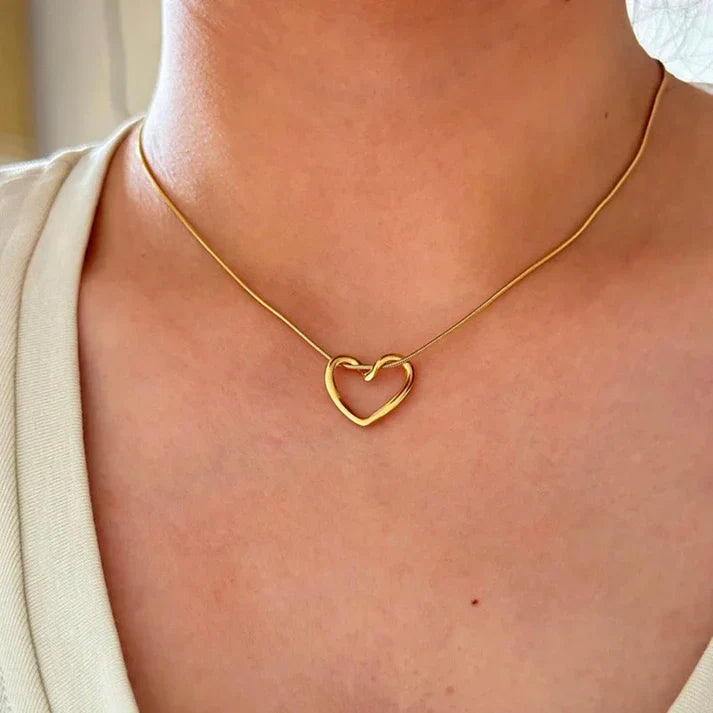 Heart Pendant Necklace - Elegant Love Gift Jewelry-1